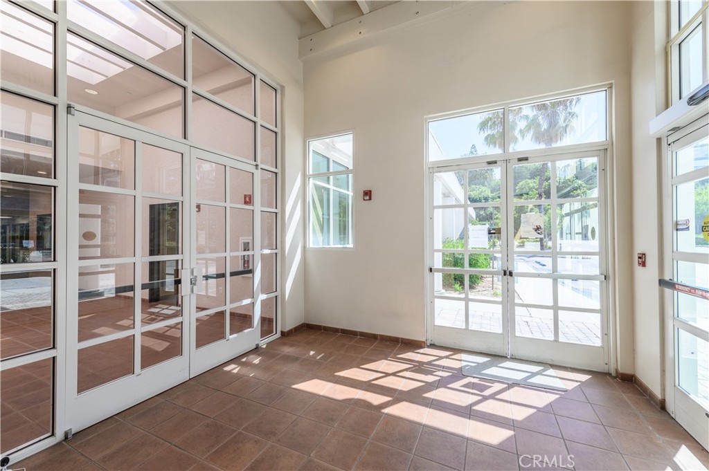 1514 Valley Vista Drive