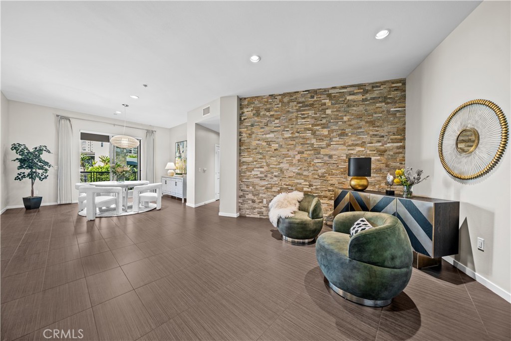 21 Gramercy 220