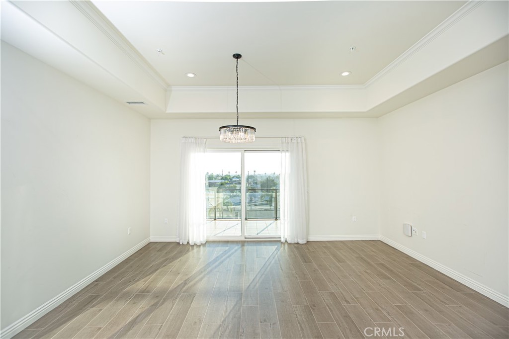 1598 Long Beach Boulevard 406