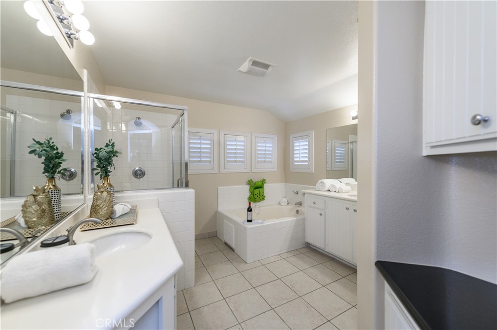 136 Trellis Lane