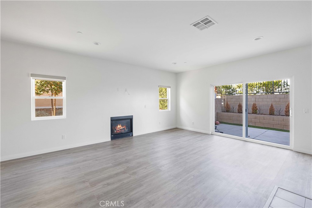4468 Lilac Circle