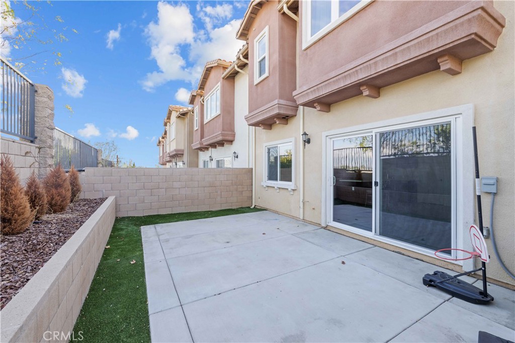 4468 Lilac Circle