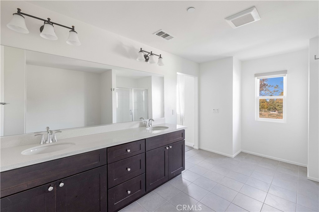 4468 Lilac Circle