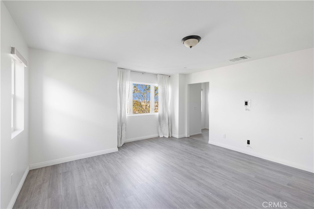 4468 Lilac Circle