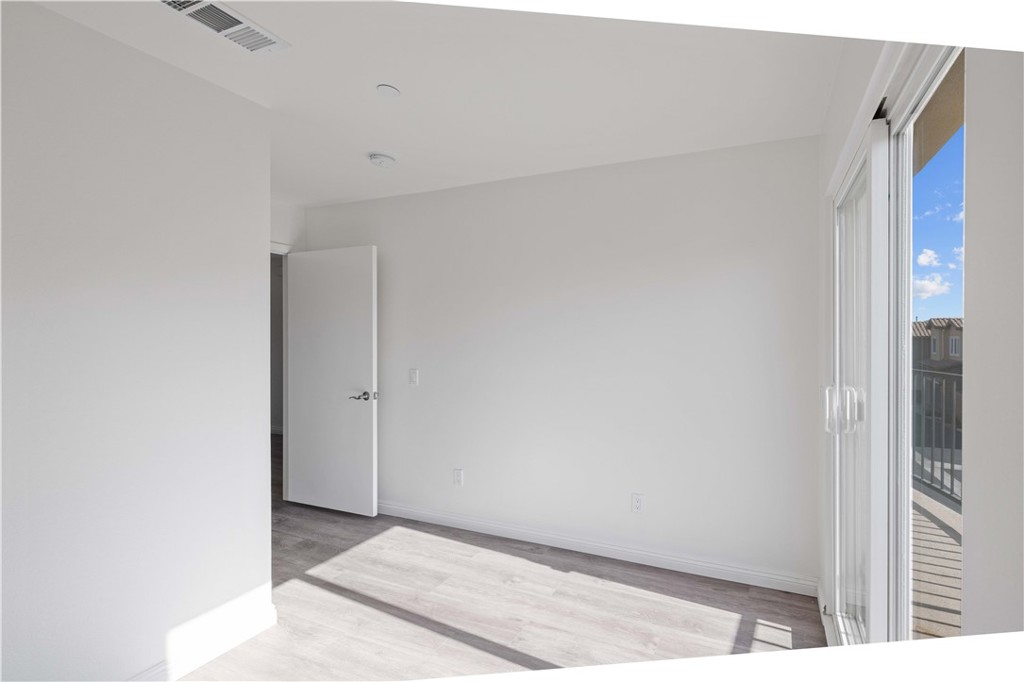 4468 Lilac Circle