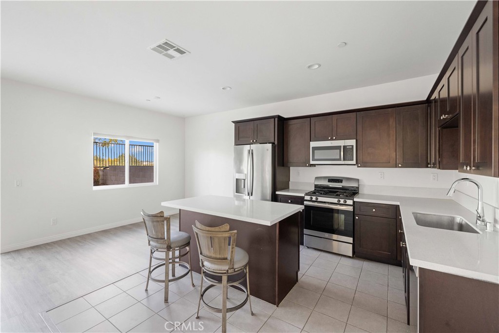 4468 Lilac Circle