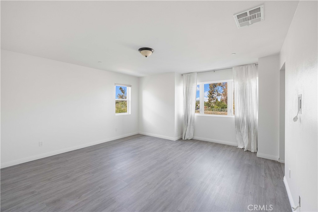 4468 Lilac Circle