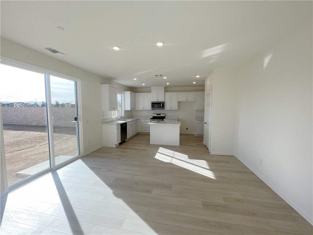 18833 Louvi Ct