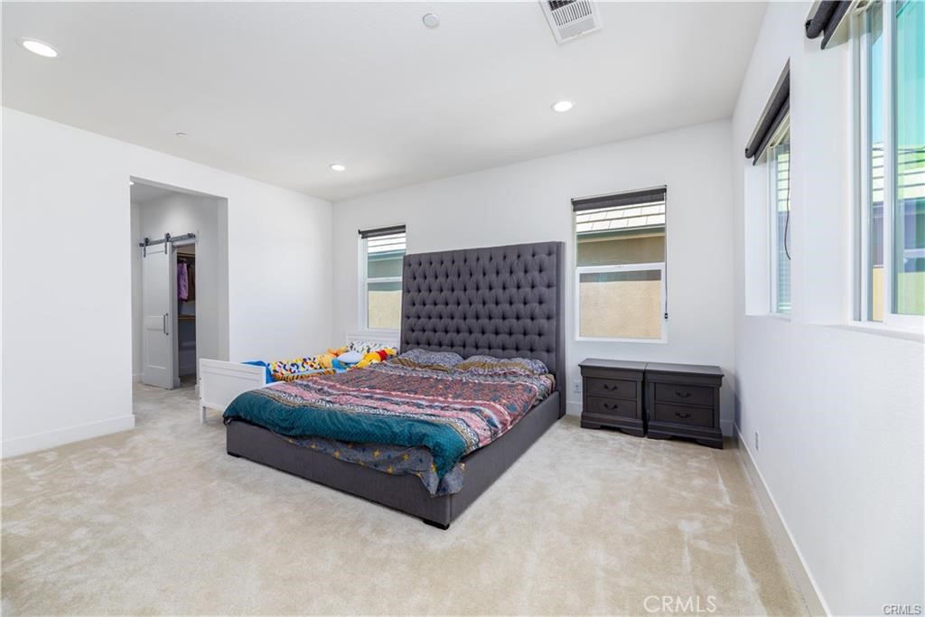1124 Portola Oaks Drive