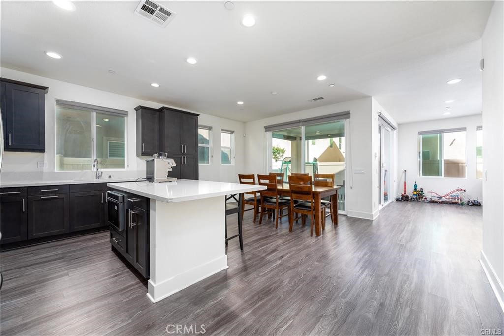 1124 Portola Oaks Drive