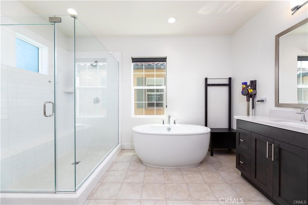 1124 Portola Oaks Drive