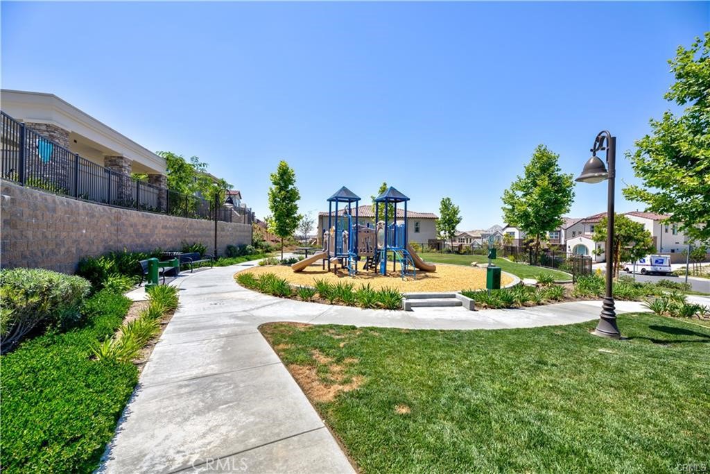 1124 Portola Oaks Drive