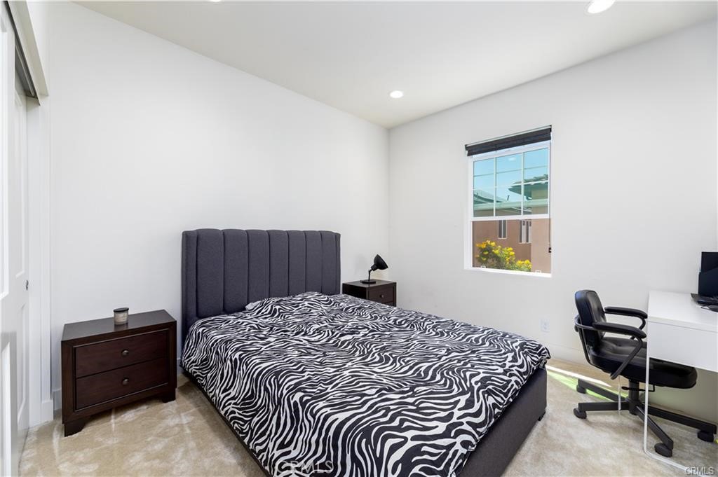 1124 Portola Oaks Drive
