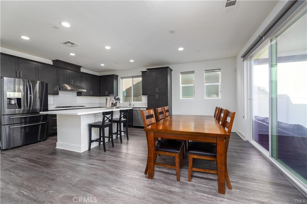 1124 Portola Oaks Drive