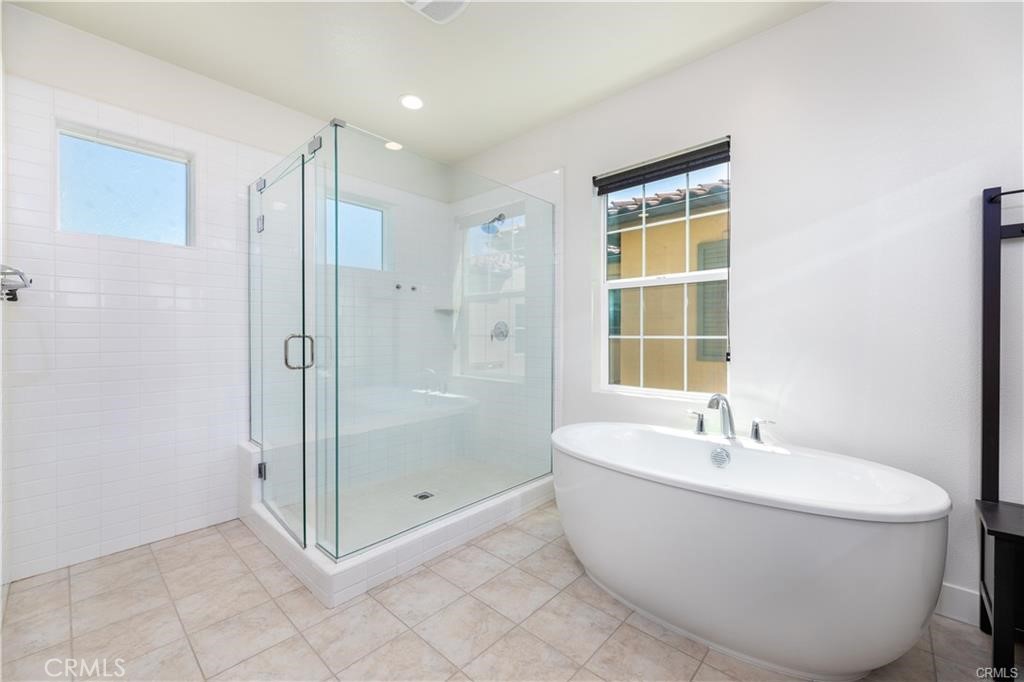 1124 Portola Oaks Drive