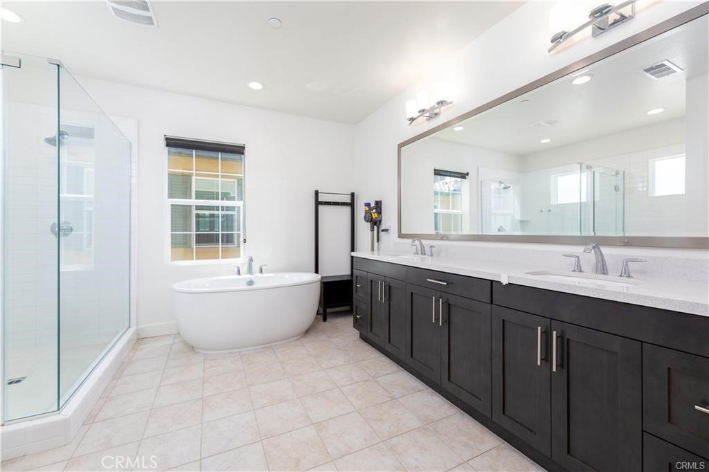 1124 Portola Oaks Drive