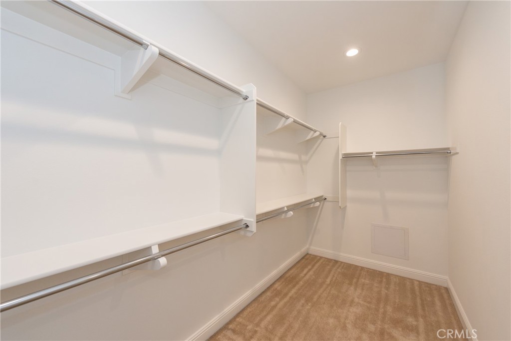 20106 Piccadilly Lane