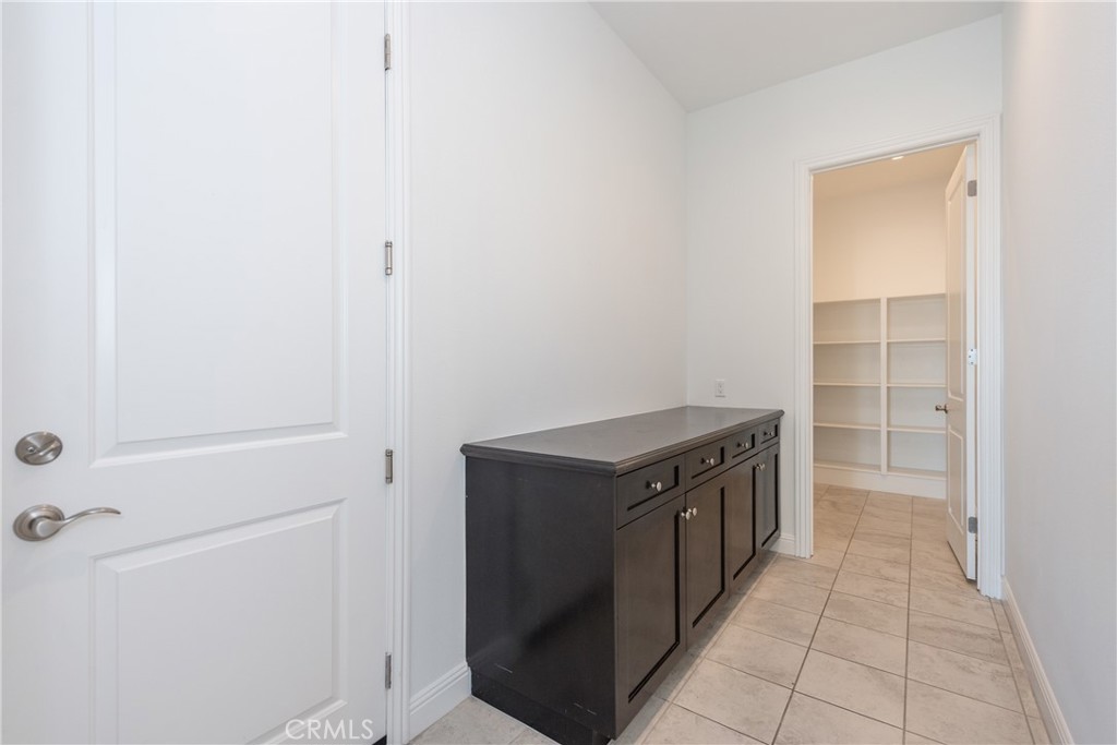 20106 Piccadilly Lane