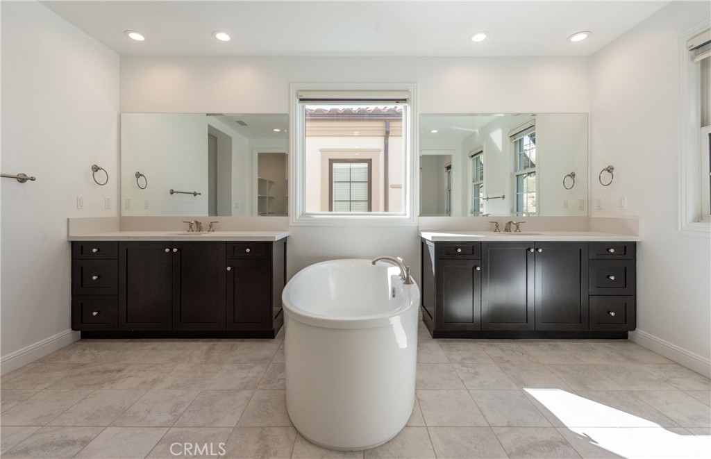 20106 Piccadilly Lane