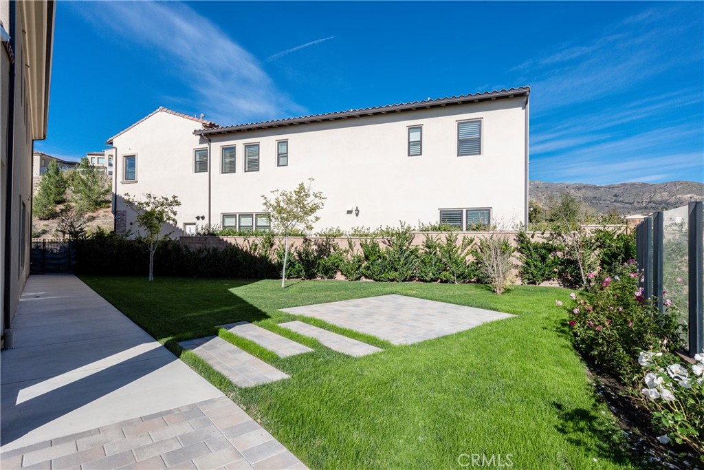 20106 Piccadilly Lane