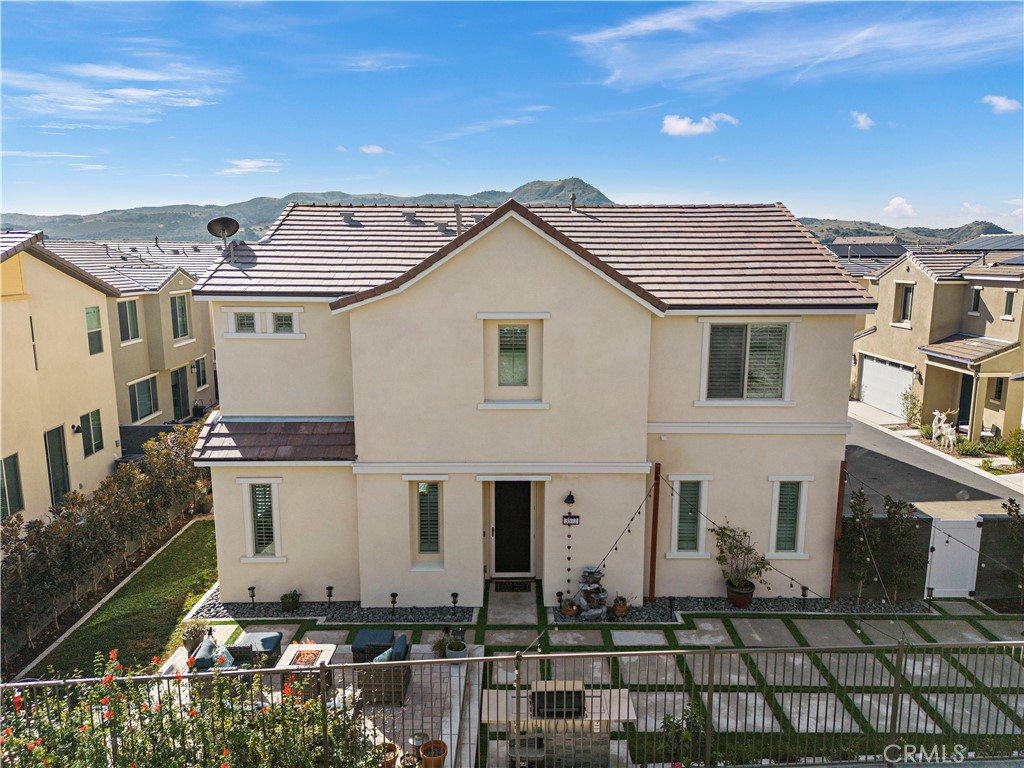 3572 IVY WAY