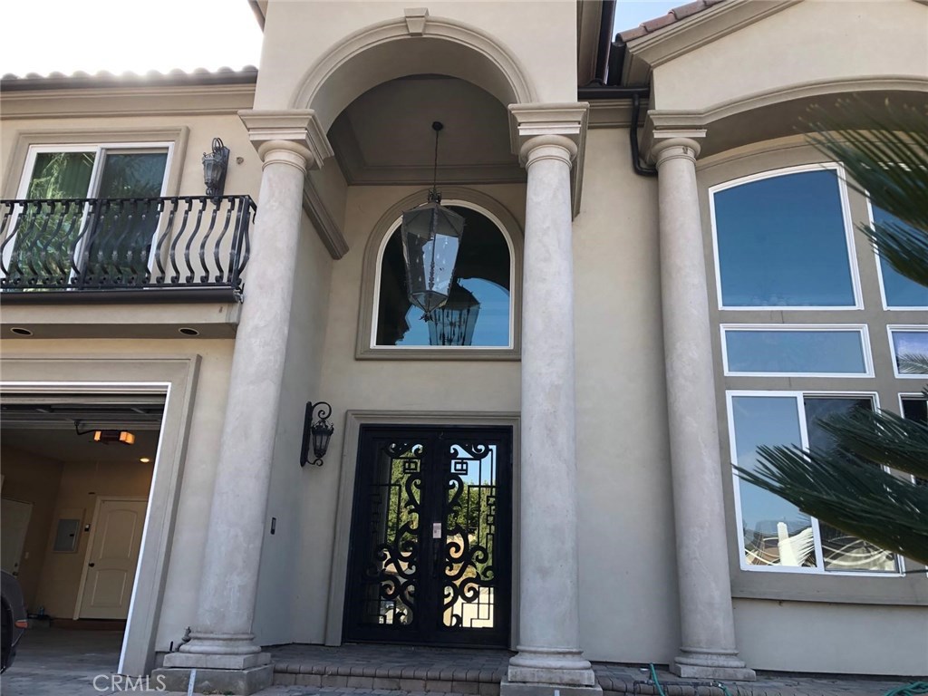 25231 De Salle Street