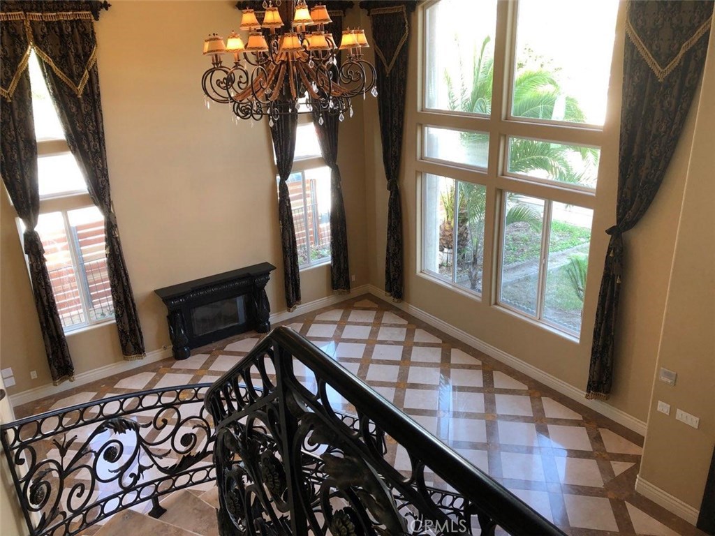 25231 De Salle Street