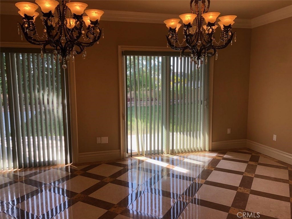 25231 De Salle Street