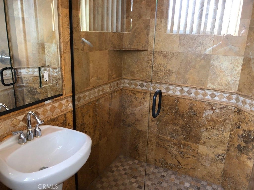 25231 De Salle Street