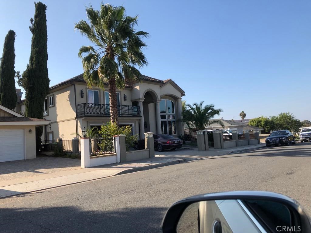 25231 De Salle Street