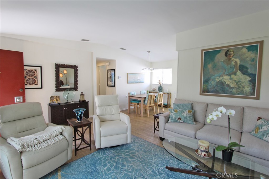 871 Avenida Sevilla C