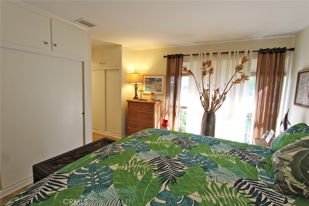 871 Avenida Sevilla C