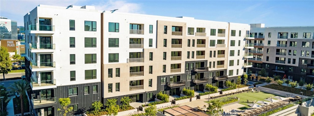 2510 Rivington