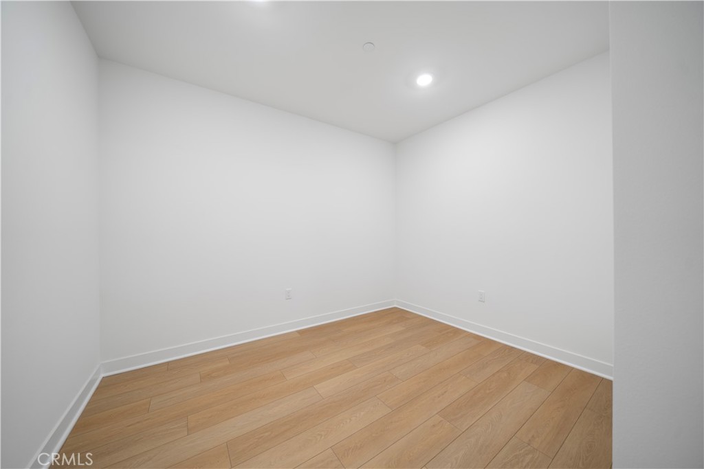 2510 Rivington
