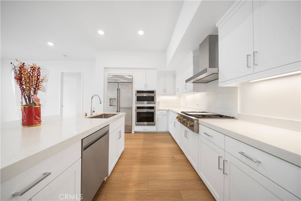 2510 Rivington