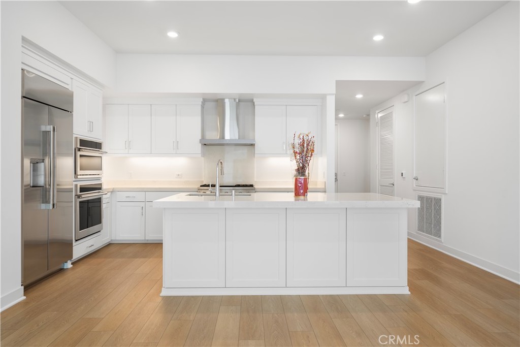 2510 Rivington