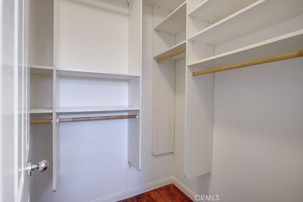 705 Marinella Aisle 118