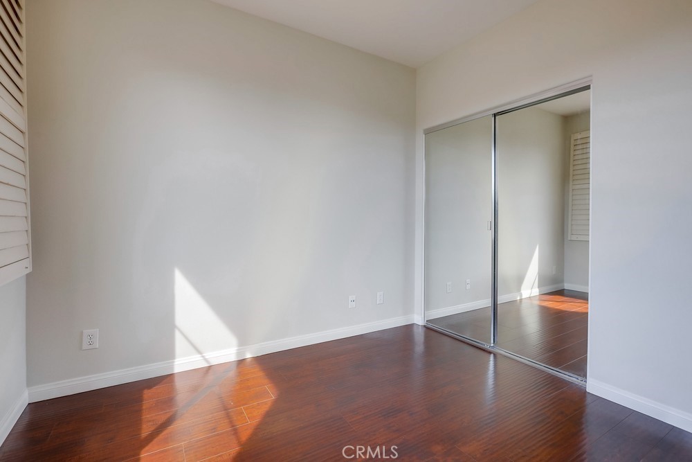 705 Marinella Aisle 118