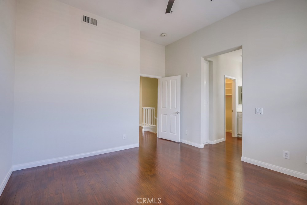 705 Marinella Aisle 118