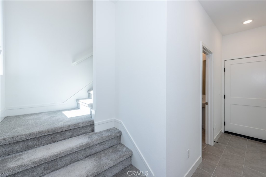 2317 W Broadway 46
