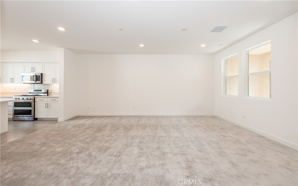 2317 W Broadway 46
