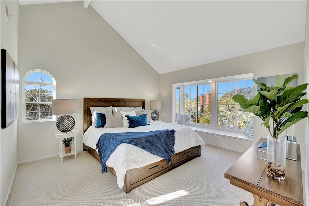 2766 Hillside Drive 16