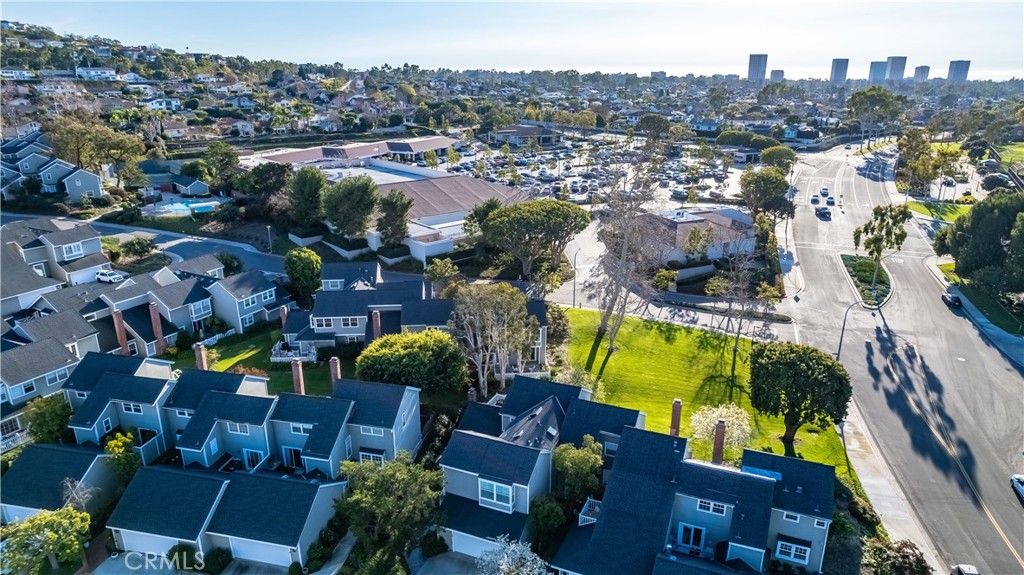 2766 Hillside Drive 16