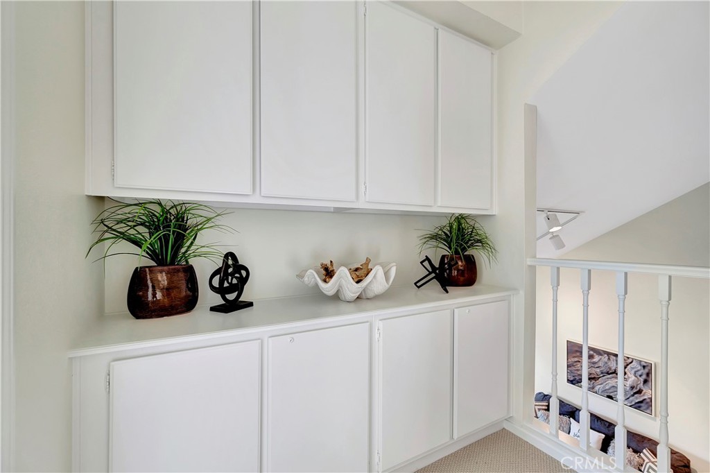 2766 Hillside Drive 16