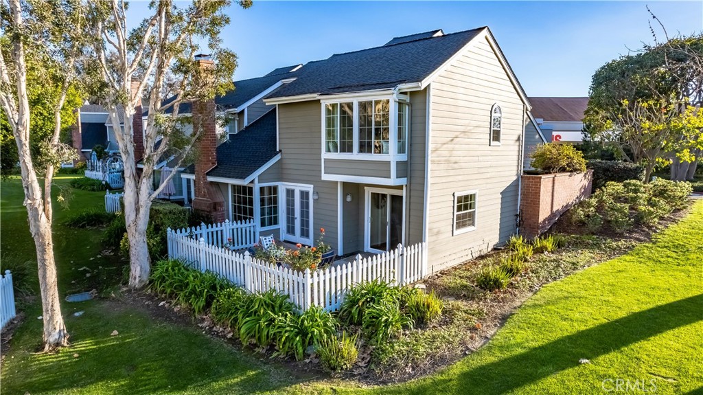 2766 Hillside Drive 16