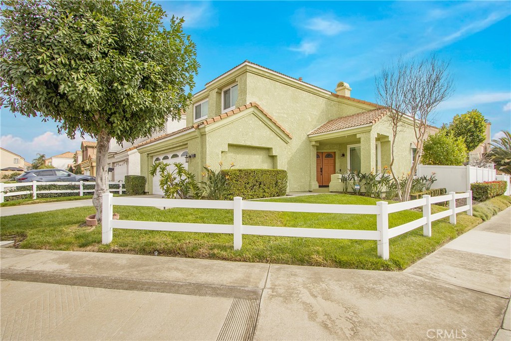 13803 Lomas Court