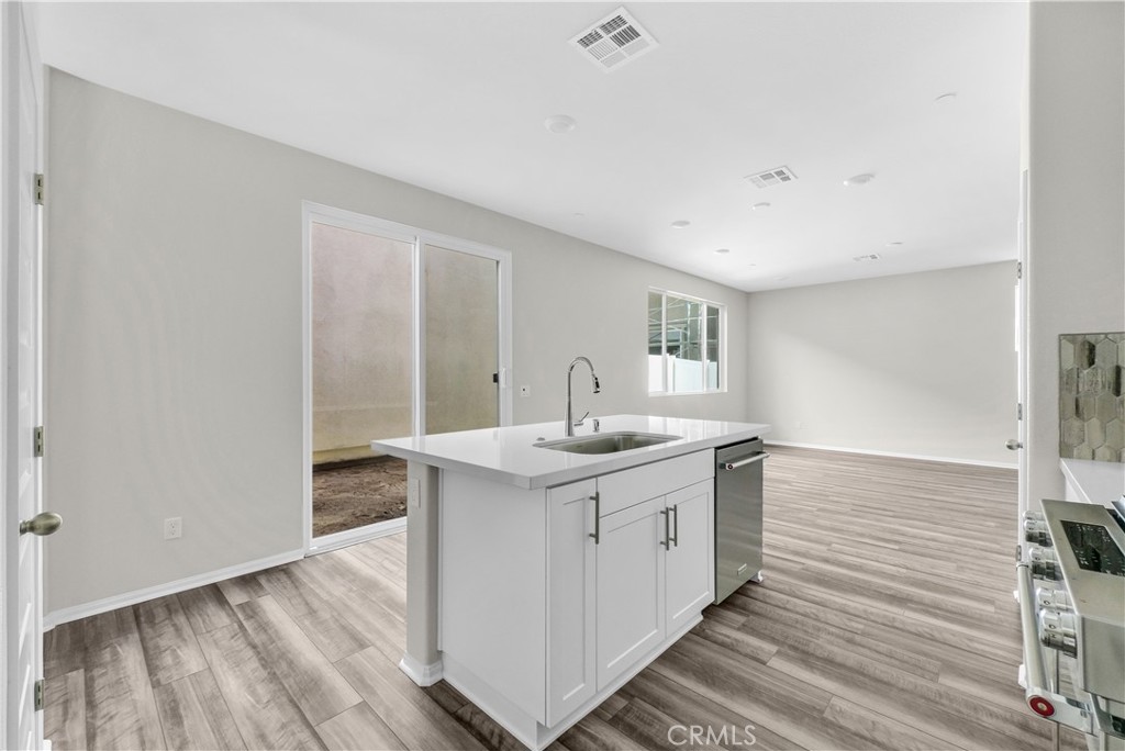 643 E Joseph Privado