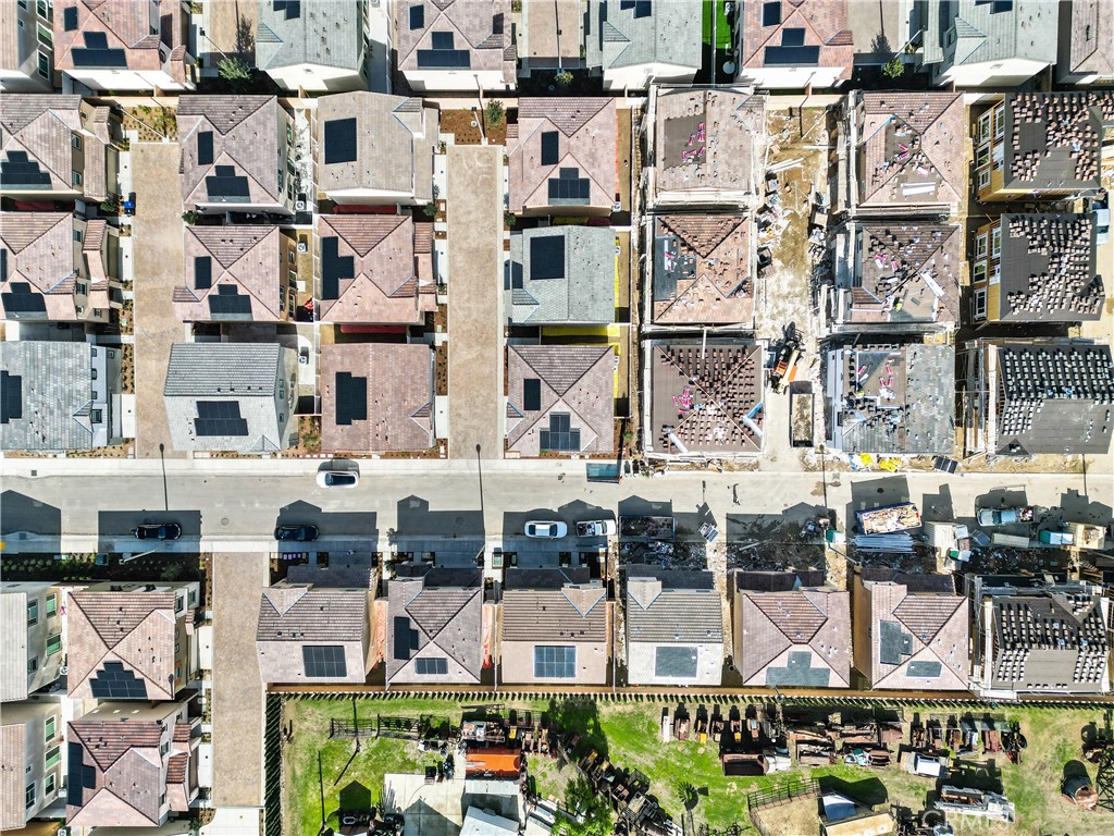 643 E Joseph Privado