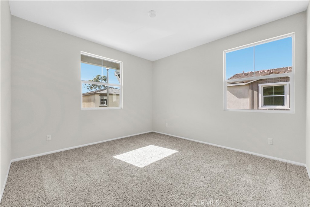 643 E Joseph Privado