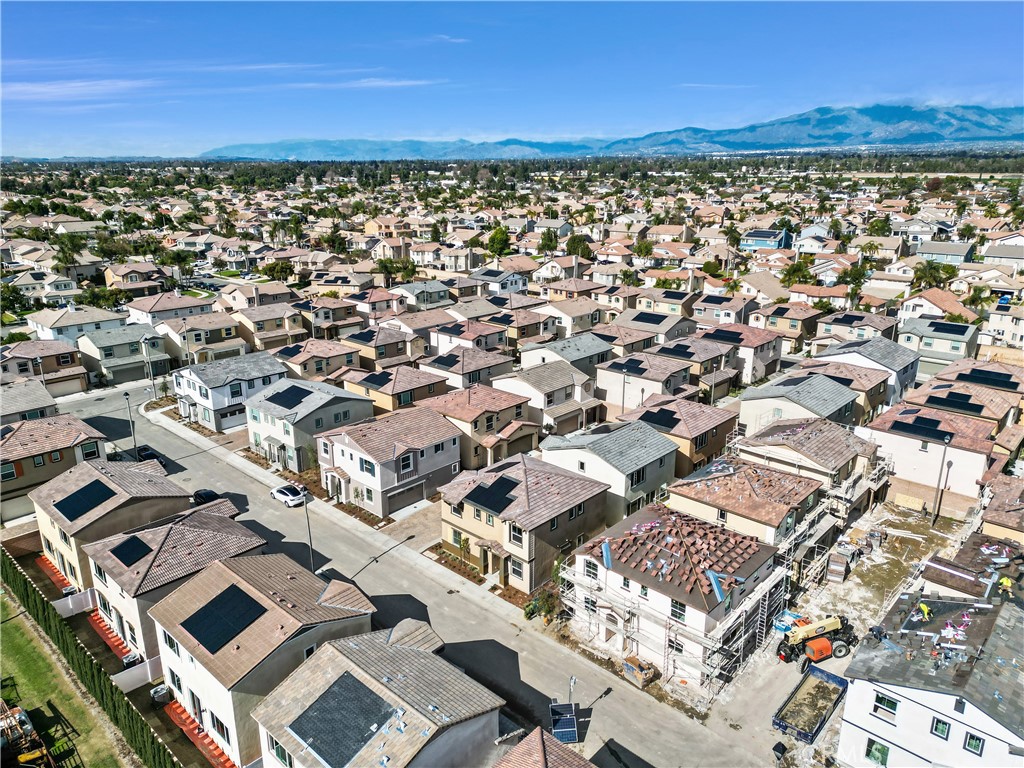 643 E Joseph Privado